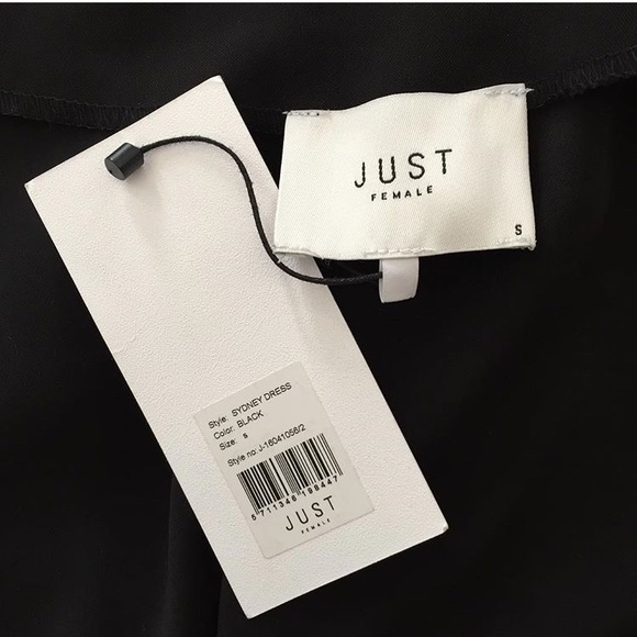 Just female Sydney dress in black - Picture 4 of 8